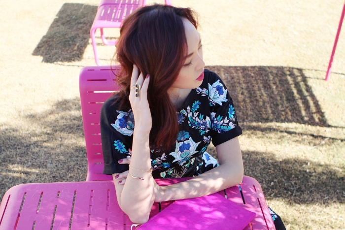 Asos_Chriselle_Lim_Pink_Pony_hair_Clutch_Blue_Embroidered_Dress_1