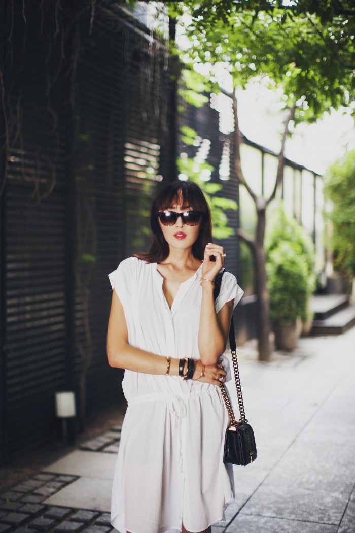 Chriselle_lim_Seoul_Korea_garosugil_Aimee_Song_songofstyle_chanel_boy_python_bag_1