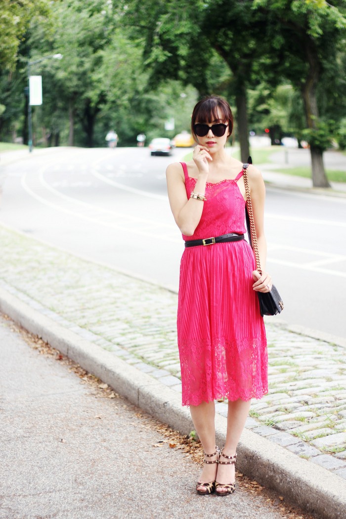 Chriselle_lim_central_park_New_York_city_valentino_Rockstud_Leopard_heels_11