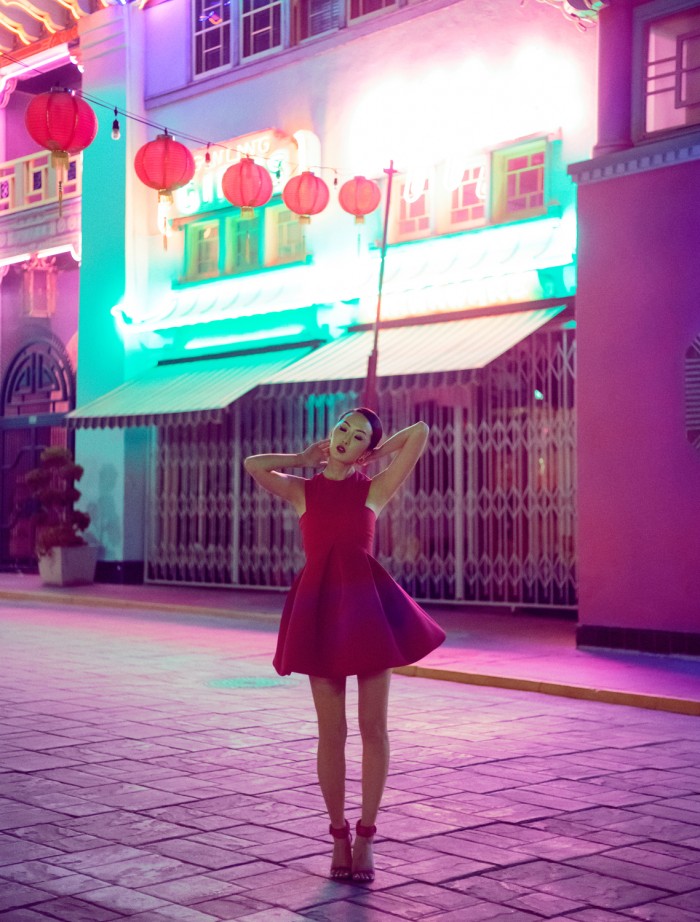 thechrisellefactor_chinatown002-700x922
