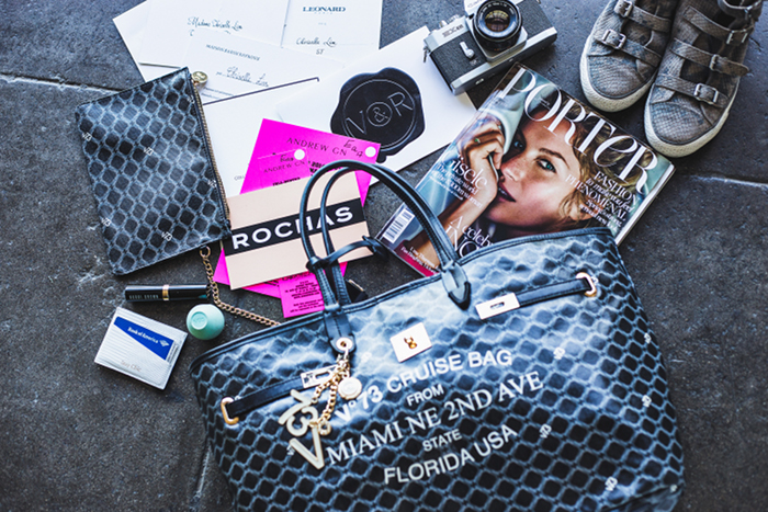 v73_miami_bag_CHriselle_Lim_paris_fashion_week_ash_wroldwide_sneakers_vivian_chan_coat_18