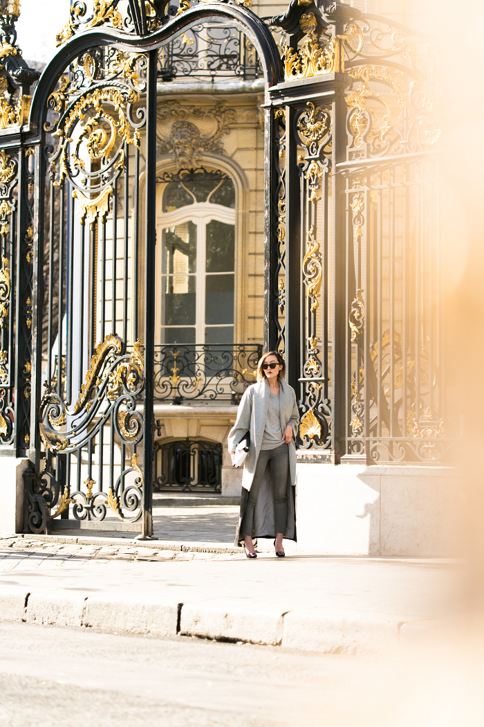Paris_fashion_week_Sarah_baadarani_coat_christian_dior_heels_Colette_Lancaster_Paris_purse_chriselle_Lim_jana_williams_photography_3