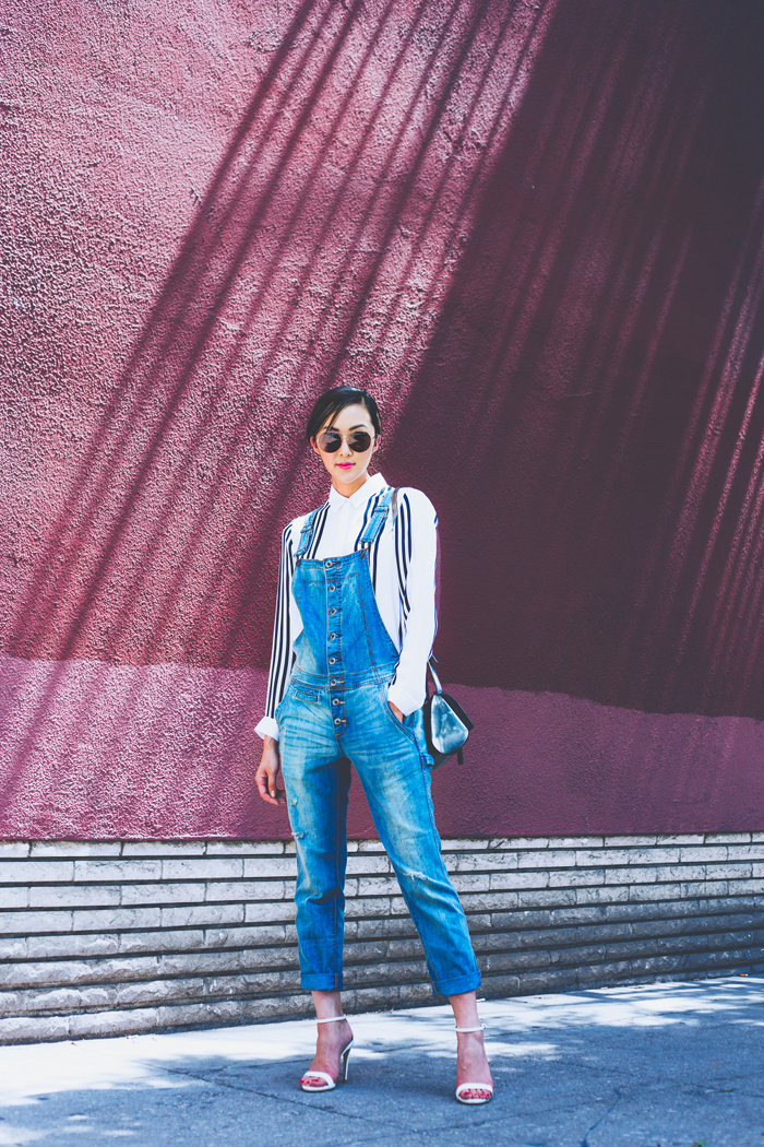 Free_people_overalls_givenchy_Pandora_box_theory_white_blouse_striped_Chriselle_Lim_1