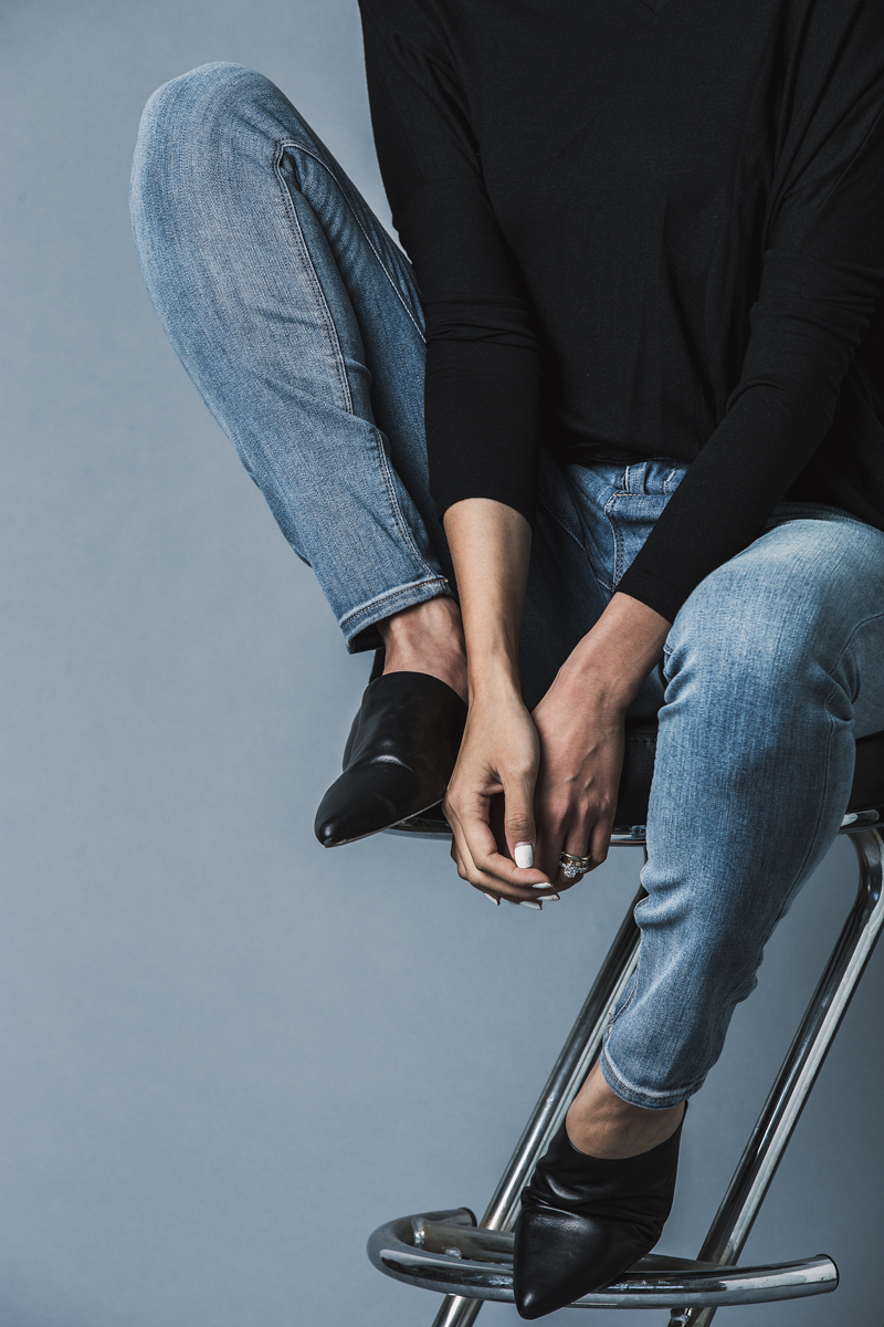 chriselle_lim_express_jeans_black_top-1-2